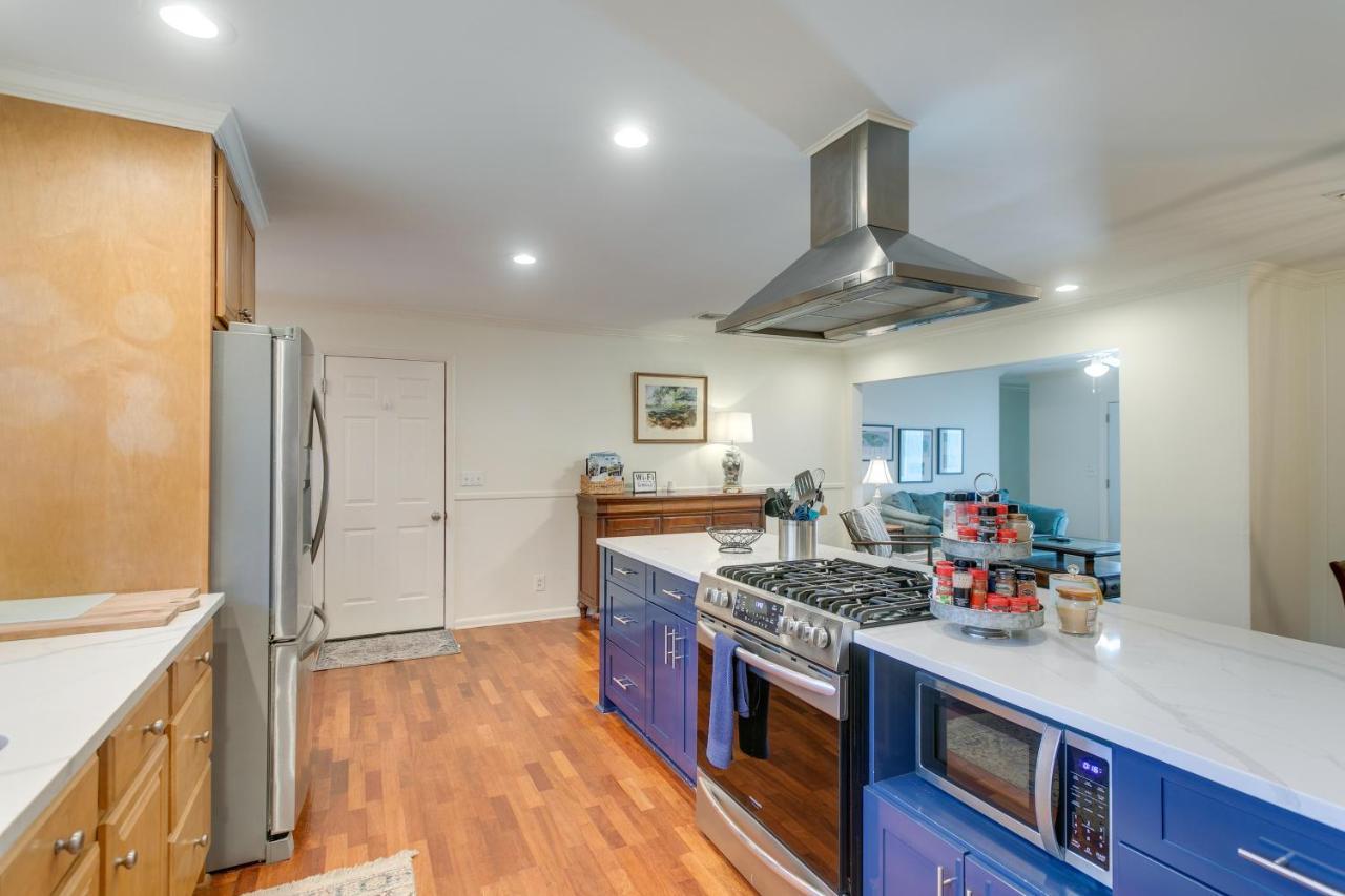 Spacious St Simons Island Vacation Rental With Pool! St. Simons Island Eksteriør billede