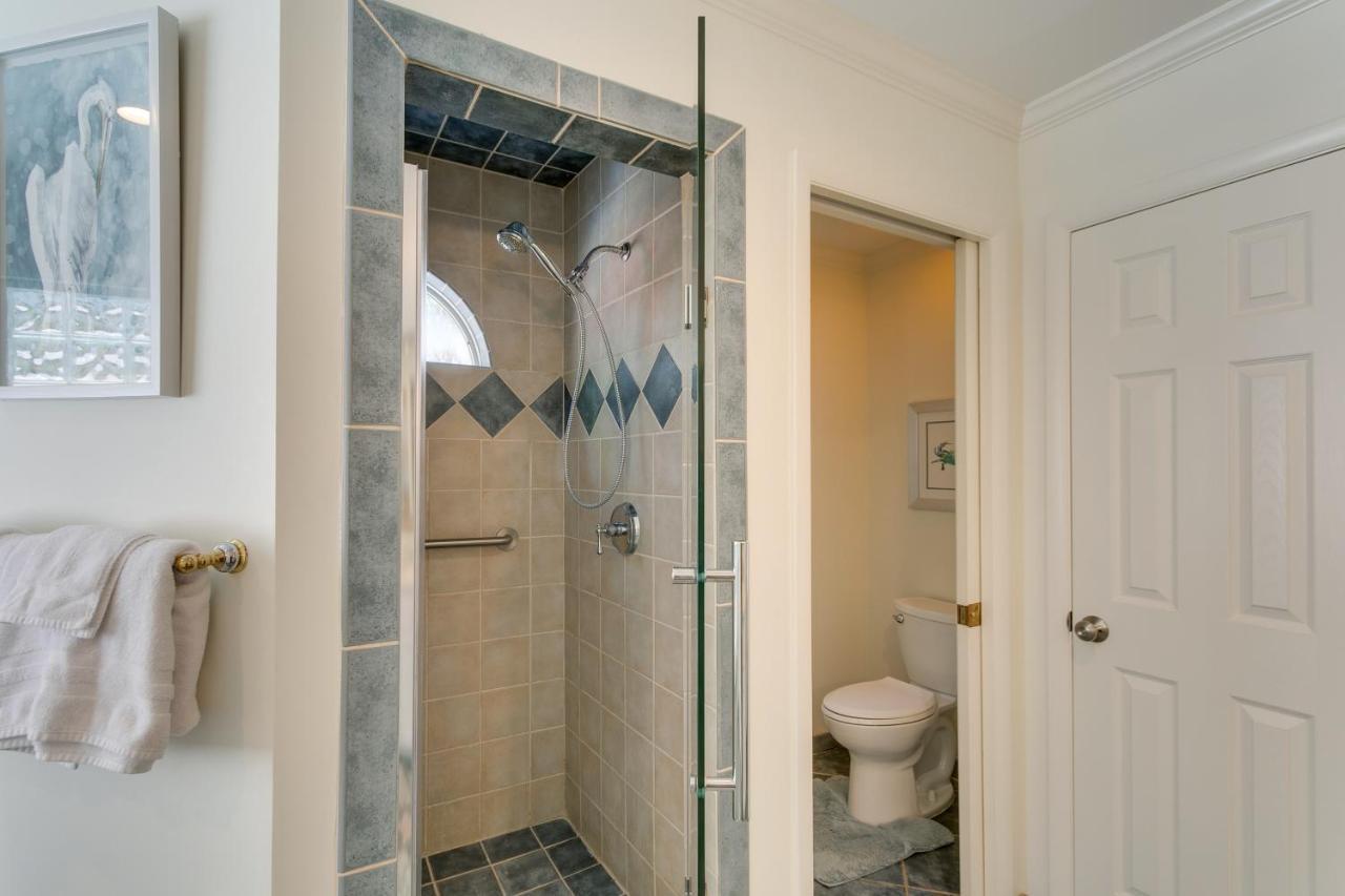 Spacious St Simons Island Vacation Rental With Pool! St. Simons Island Eksteriør billede