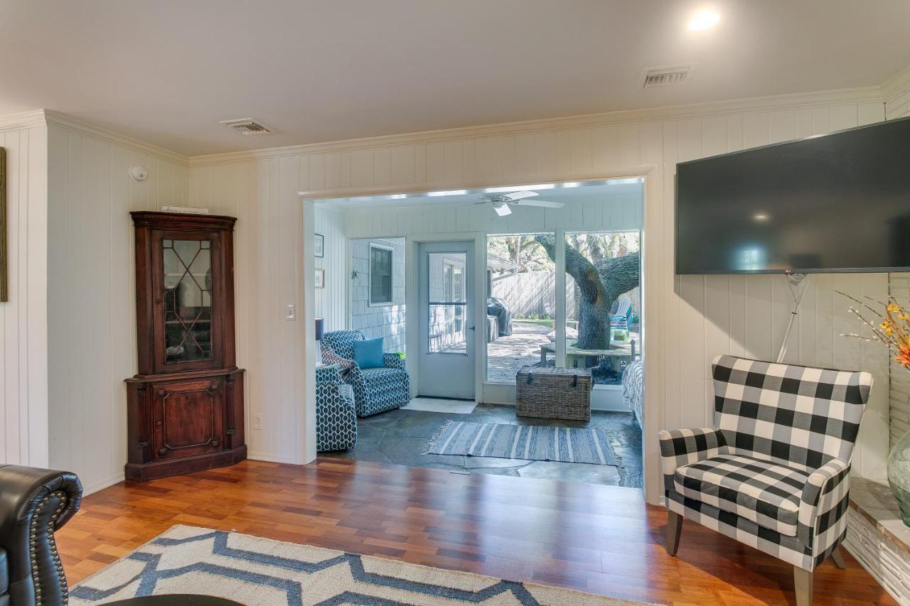 Spacious St Simons Island Vacation Rental With Pool! St. Simons Island Eksteriør billede