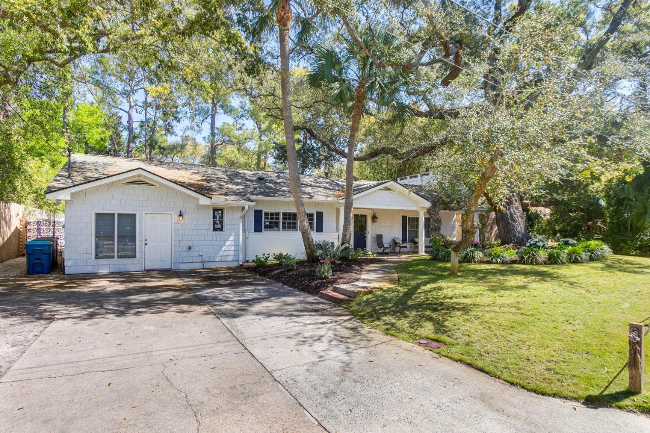 Spacious St Simons Island Vacation Rental With Pool! St. Simons Island Eksteriør billede